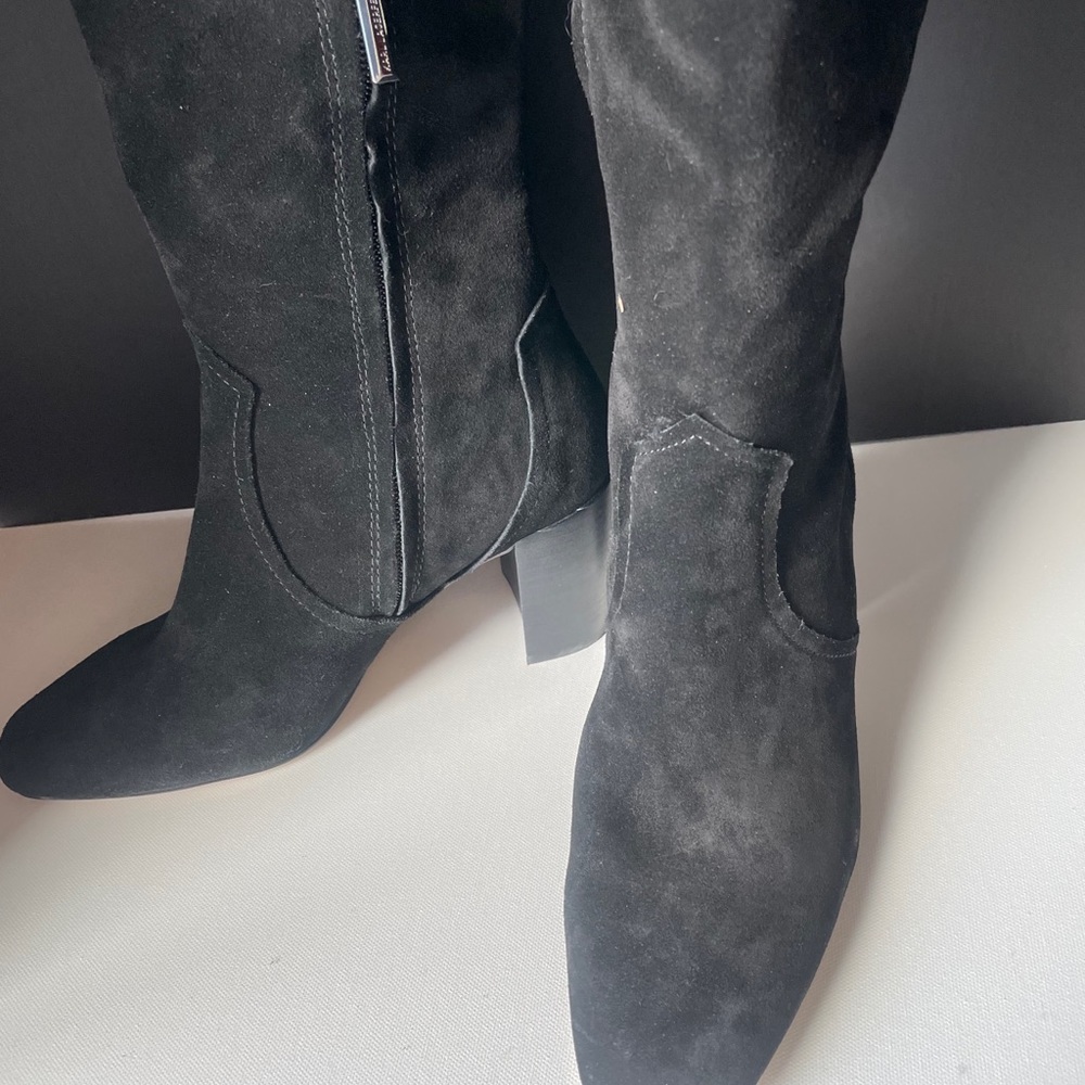 Karl Lagerfeld Razo Tassel Knee High Boots - Picture 2 of 7